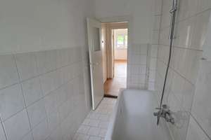 Sanierte 3-Raumwohnung in ruhiger Lage im Dichterviertel – Schillerstraße 21, 6749 Bitterfeld-Wolfen – Vorschaubild 3