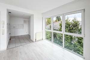 Platz für heute, Spielraum für morgen: Haus mit zwei Einheiten – Die vollständige Adresse der Immobilie erhältst du vom Anbieter., 51503 Rösrath – Vorschaubild 4