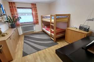 Freundliches 6,5 -Zimmer-Reihenmittelhaus, provisionsfrei – Die vollständige Adresse der Immobilie erhältst du vom Anbieter., 87666 Pforzen – Vorschaubild 11