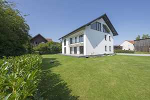 Erstbezug! Wohnen mit Stil und Raum – 9-Zimmer-Einfamilienhaus mit Wellnessbereich & Garten – Erding (Kreis) – Vorschaubild 3