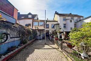 Reihenmittelhaus in zentraler Lage von Trier mit Innenhof, Garten, Terrasse, Balkon und Garage. – Die vollständige Adresse der Immobilie erhältst du vom Anbieter., 54292 Nord, Trier – Vorschaubild 17
