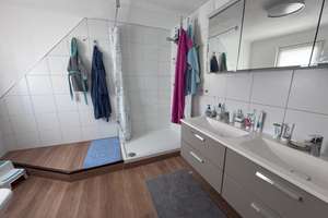 Sanierte Doppelhaushälfte mit großzügigem Garten, ideal für die kleine Familie! – Josenhansstr. 3, 70499 Weilimdorf (Ortsteil), Stuttgart – Vorschaubild 10
