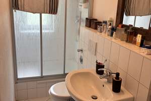 Schöne 2 Zimmer Wohnung mit EBK in Hamburg-Winterhude am Stadtpark – Die vollständige Adresse der Immobilie erhältst du vom Anbieter., 22299 Winterhude, Hamburg – Vorschaubild 2
