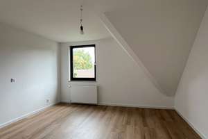 Stilvolle Galerie-Wohnung mit Balkon, 3 Sanitäreinheiten & TG-Stellplatz in Essen-Burgaltendorf – Alte Hauptstraße 104a, 45289 Burgaltendorf, Essen – Vorschaubild 18