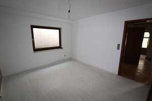 + Kaarst + Bungalow + Bj. 1972 + ca. 168 m² Wohnfläche + ca. 381 m² Grundstück + Garage + – Neuss (Rhein-Kreis) – Vorschaubild 16