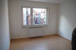 Attraktive Kapitalanlage in Stuttgart-Süd – modernisierte 4-ZKB mit 2 Balkonen in begehrter Wohnlage – Die vollständige Adresse der Immobilie erhältst du vom Anbieter., 70199 Südheim, Stuttgart – Vorschaubild 6