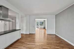 Stilvoll wohnen in Bestlage - exklusive 3-Zimmer-Wohnung mit 2 Balkonen in Berlin Wilmersdorf