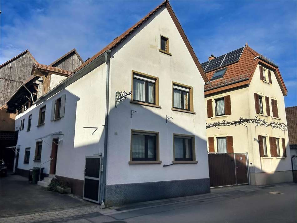Straßenansicht