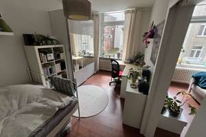 Schöne freundliche WG geeignete 2 1/2 -Zimmer-Wohnung in Düsseldorf – Corneliusstraße 112, 40215 Friedrichstadt, Düsseldorf – Vorschaubild 16