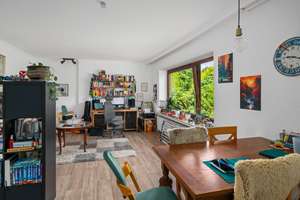 Bremen - Kirchhuchting | Charmantes Zuhause mit Einliegerwohnung, großem Garten und Privatsphäre – Die vollständige Adresse der Immobilie erhältst du vom Anbieter., 28259 Kirchhuchting, Bremen – Vorschaubild 17