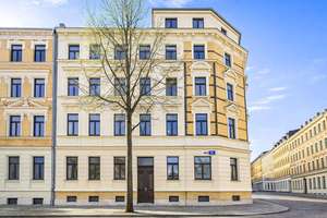 Charmante 3-Zimmer-Maisonette | Balkon und Gäste-WC | Dachgeschoss – Die vollständige Adresse der Immobilie erhältst du vom Anbieter., 4177 Altlindenau, Leipzig – Vorschaubild 2