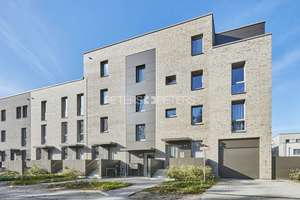 + Willkommen daheim – stilvoll wohnen leicht gemacht! + – Die vollständige Adresse der Immobilie erhältst du vom Anbieter., 22045 Jenfeld, Hamburg – Vorschaubild 4