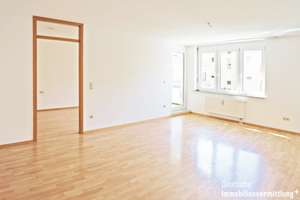 Sontheim: 2-ZKB mit Balkon, Kellerabteil & Tiefgaragenstellplatz – 74081 Sontheim, Heilbronn – Vorschaubild 4