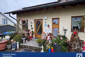 Ein Haus in bester Laune - schöne Doppelhaushälfte mit Garage und Carport – Ostalbkreis – Vorschaubild 1