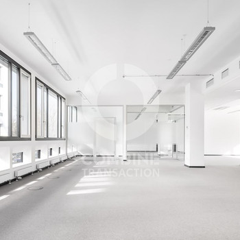 stilvolle Büros in Unterföhring. combine Transaction