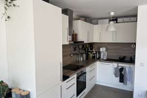 Besichtigung: 4.5. um 18:00 Uhr - Neuwertige 3 Zimmer Wohnung auf 67 m² mit Aufzug  & Balkon – Weyerstraße 120, 50676 Altstadt/Süd, Köln – Vorschaubild 3