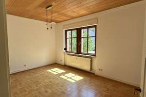 3-Zimmer-Altbauwohnung mit großem Garten & eigener Terrasse – ideal für Gartenliebhaber
