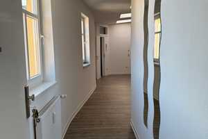 Frisch renoviert mit Einbauküche und Tageslichtbad – Stendaler Straße 2a, 39106 Magdeburg – Vorschaubild 2