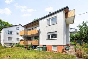 Gepflegtes Mehrfamilienhaus mit Potenzial für Eigennutzer und Kapitalanleger