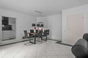 Hochwertige Erdgeschosswohnung mit 2 Terrassen und Garten in Bestlage von Kassel! – Die vollständige Adresse der Immobilie erhältst du vom Anbieter., 34131 Brasselsberg, Kassel – Vorschaubild 7