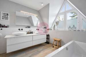 Architektenhaus mit Weitblick direkt angrenzend an Wellingsbüttler Premium-Lage – Die vollständige Adresse der Immobilie erhältst du vom Anbieter., 22393 Sasel, Hamburg – Vorschaubild 12
