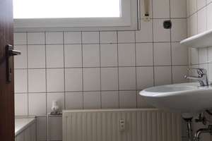 Frisch renovierte 3 Zimmer Whg mit  Balkon & Grünblick – Karnaper Straße 209, 45329 Karnap, Essen – Vorschaubild 12
