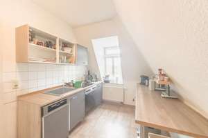ERSTKLASSIGE 2 ZI. DACH-WOHNUNG IN STILVOLLER GRÜNDERZEITVILLA-IN BEGEHRTER RUHIGER LAGE – Dornblüthstraße 26, 1277 Striesen-Ost, Dresden – Vorschaubild 5