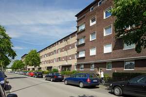 Wanheimerort - Hultschiner Strasse, 2 1/2 Zi.-Whg.  zu vermieten
