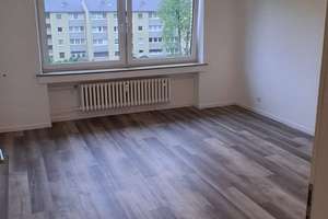 Mit Balkon: Top sanierte 2 Zimmer Wohnung mit Einbauküche – Kempener Allee 162, 47803 Benrad-Nord, Krefeld – Vorschaubild 7