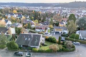 In erlesener Aussichtslage: Eindrucksvolles Ein- bis Zweifamilienhaus – Esslingen (Kreis) – Vorschaubild 4