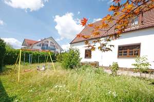 CHARMANTES FAMILIENNEST mit sonnigem Garten &  solider Bausubstanz – Schwandorfertstr 11, 81549 Südgiesing, München – Vorschaubild 11