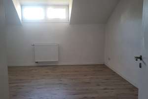 Viel Platz für den Alltag in dieser 5-Zimmer-Wohnung in Koblenz – Koblenzer Straße 192, 56073 Moselweiß, Koblenz – Vorschaubild 4