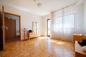 Familienfreundliches Zuhause mit Terrasse und Balkon in unmittelbarer  Nähe zum Gesundbrunnen – Die vollständige Adresse der Immobilie erhältst du vom Anbieter., 74078 Neckargartach, Heilbronn – Vorschaubild 10