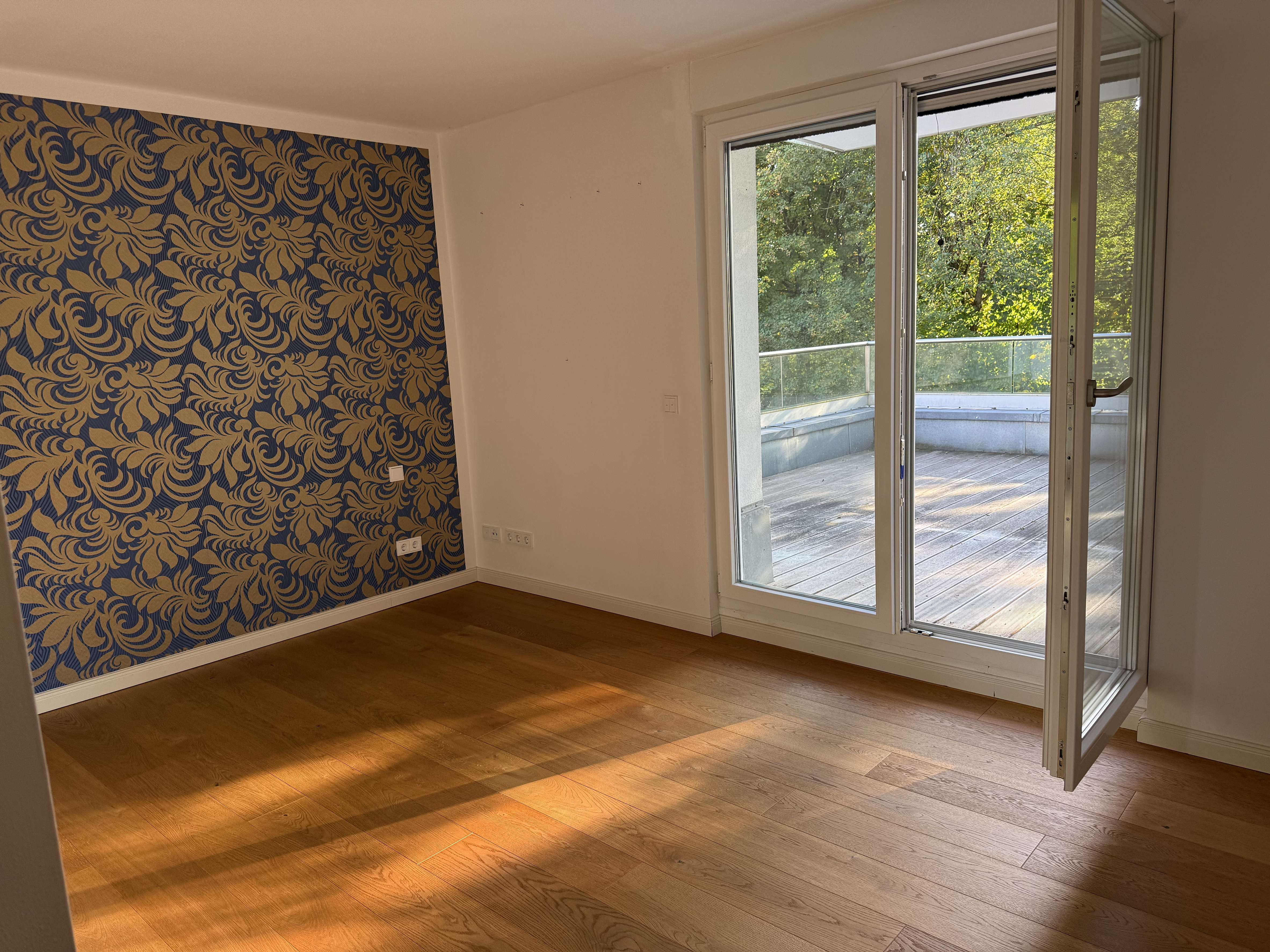 Immobilie in Grabenstätt - Chiemseenähe! Exklusive 3-Zimmer-Wohnung mit Bergblick und großer Terrasse - Bild 8