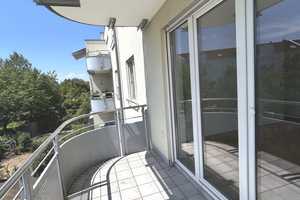 7296 - Renovierte 2-Zimmerwohnung mit Balkon und Duplex-Parker am Badeniaplatz! – Karlsruhe – Vorschaubild 3