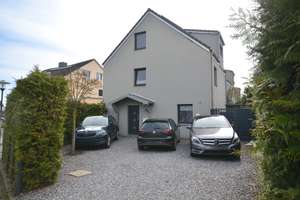 Modernes Einfamilienhaus mit Studio im DG und Pkw-Stellplätzen – Die vollständige Adresse der Immobilie erhältst du vom Anbieter., 23611 Bad Schwartau – Vorschaubild 2