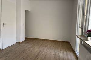 Frisch renovierte 1-Zimmer-Wohnung mit Balkon in Köln-Ehrenfeld – Wahlenstraße 64, 50823 Ehrenfeld (Ortsteil), Köln – Vorschaubild 2