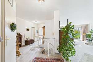 RUHIGES WOHNEN MIT BLICK INS GRÜNE - CHARMANTE MAISONETTE MIT BALKON UND TERRASSE AM MOOSBACHTAL – Die vollständige Adresse der Immobilie erhältst du vom Anbieter., 65187 Biebrich, Wiesbaden – Vorschaubild 9