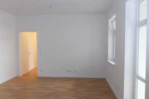 Tolle 3-Raum-Wohnung mit Balkon, Weitblick + Fahrstuhl in Buckau! – Bahnikstr. 6, 39104 Magdeburg – Vorschaubild 5
