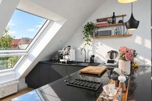 Exklusives Dachgeschoss mit besonderem Flair: Wohnen in begehrter Lage von Lichterfelde-West – 12203 Lichterfelde, Berlin – Vorschaubild 5