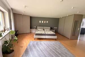 Exklusives Architektenhaus mit Einliegerwohnung in Bestlage - Achalm – Die vollständige Adresse der Immobilie erhältst du vom Anbieter., 72766 Reutlingen-Mitte, Reutlingen – Vorschaubild 13