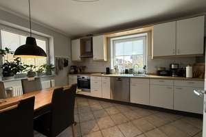 Top gepflegt * Vollkeller m. Kelleraußenzugang*großz. S/W-Grdstr. ca. 462 m² *2 Carport´s + Außenpl. – Die vollständige Adresse der Immobilie erhältst du vom Anbieter., 22941 Bargteheide – Vorschaubild 49