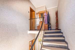 Mehrfamilienhaus mit großem Hintergebäude und Hofflächen für mehrere PKW – Die vollständige Adresse der Immobilie erhältst du vom Anbieter., 42651 Solingen-Mitte, Solingen – Vorschaubild 14