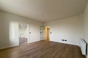 ETW // 2026 sanierte Dachgeschosswohnung