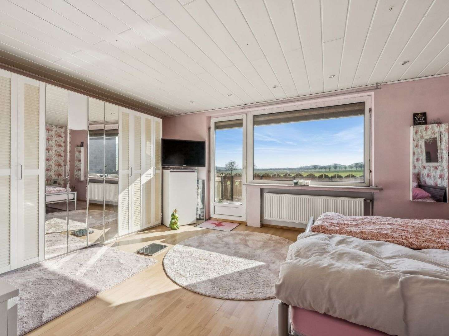 Immobilie in Bad Nenndorf - Einfamilienhaus mit viel Platz für Ihre große Familie in Bad Nenndorf - Bild 2