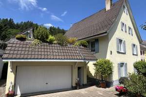 Eine großartige, parkähnliche Liegenschaft mit charmantem Zweifamilienwohnhaus und Doppelgarage ! – Die vollständige Adresse der Immobilie erhältst du vom Anbieter., 79650 Schopfheim – Vorschaubild 1