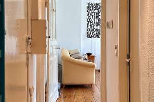 Sonnige 2-Zimmer-Wohnung mit Balkon – BEZUGSFREI nahe Savignyplatz – Die vollständige Adresse der Immobilie erhältst du vom Anbieter., 10625 Charlottenburg, Berlin – Vorschaubild 12