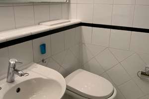 Sehr gut geschnittene 4 Zimmerwohnung, 2 Bäder,  in der Nähe der Innenstadt und des Kurparks – Die vollständige Adresse der Immobilie erhältst du vom Anbieter., 65189 Nordost, Wiesbaden – Vorschaubild 9