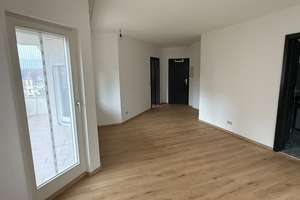 Helle 2-Zimmer-Wohnung mit Balkon im 2. OG in Stuttgart-Untertürkheim zu vermieten – Klabundeweg 12, 70327 Untertürkheim (Ortsteil), Stuttgart – Vorschaubild 4