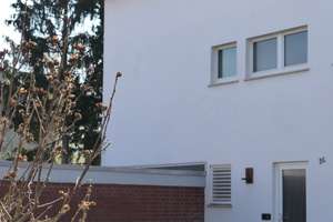 ### EIGENTUMSWOHNUNG WIE EIN REIHENHAUS MIT CA. 165 QM WOHNFLÄCHE UND MEGAGARTEN IN TOP - LAGE! ### – Die vollständige Adresse der Immobilie erhältst du vom Anbieter., 64297 Eberstadt, Darmstadt – Vorschaubild 4